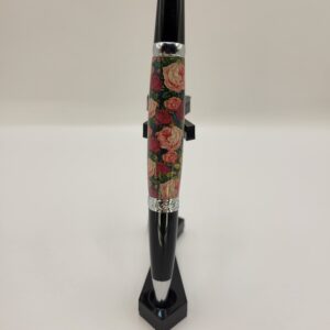 Roses Pen