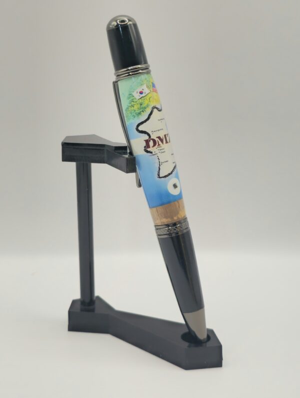 De-Militarized Zone Pen - Image 3