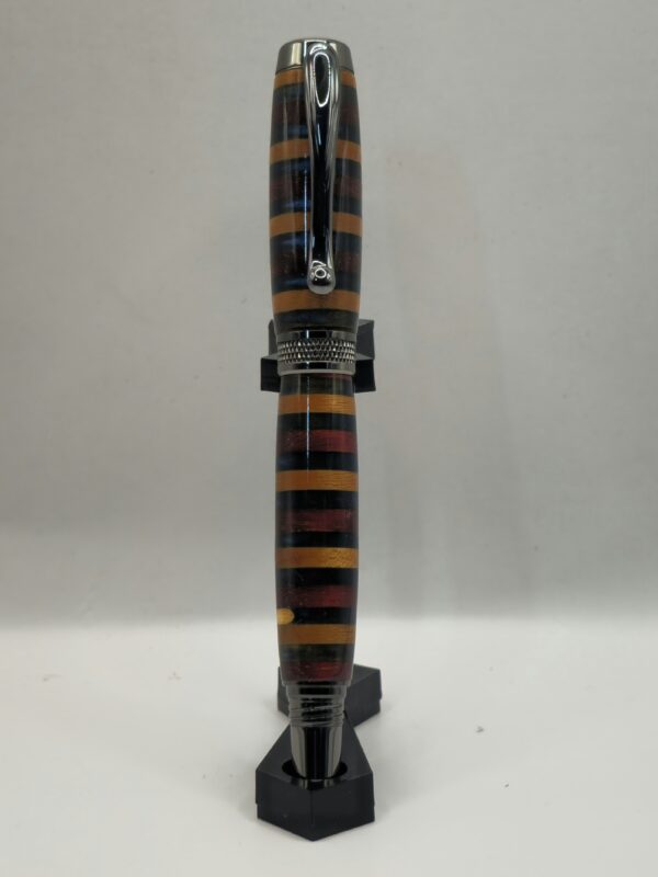 Red Heart and Maple Pen - Image 2